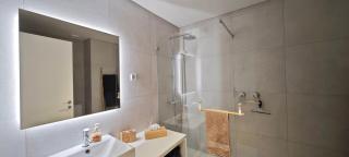 Ocean Breeze Apartment - 2