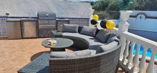 5 Bedroom House, Private Pool & Outside Kitchen - Zagra - 8