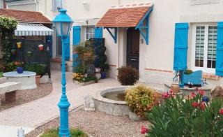 La Maison Bleue - Thésée - 0