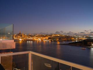 Tigné Luxury Seafront Apartments & Penthouse with Heated Jacuzzi - 5