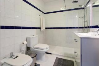 GuestReady - Stylish Flat Near Lisbon’s Iconic Ave - 1