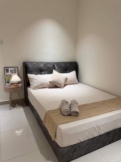Kerayong and Triang Cozy Landed 4 or 5 Rooms 12 to16 pax - - 6