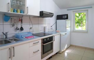 2 Bedroom Beautiful Apartment In Viganj - Viganj - 7