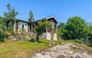 1 Bedroom Beautiful Home In Ljungskile - 2