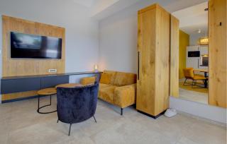 Gorgeous Apartment In Rogasovci - Rogašovci - 6