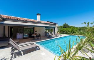 Beautiful Home In Tar - 2