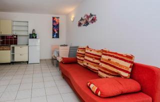 Awesome Apartment In Nin With Wifi - Nin - 8