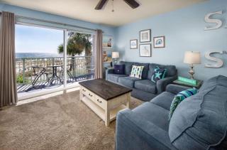 Pelican Isle 107 - 9