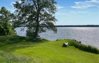 1 Bedroom Nice Apartment In Aneby - 2