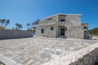 Seaside Oasis on Island Vir with Private Pool and Ocean Views - Vir - 8