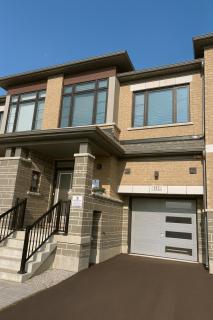 2024 Built Elegant 3BR Kleinburg Vaughan Townhouse with Free Parking, WiFi, Full Kitchen, Laundry, Near Canada's Wonderland! Perfect for Family Travel, Group Trips or Work Stays! - Vaughan - 9
