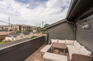 Luxurious Germantown Homes for Groups - 6