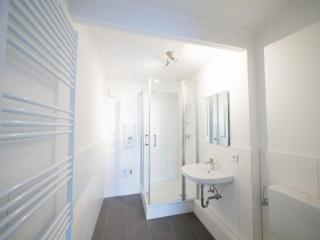 Monteurwohnung für 5 Personen mit Balkon & Küche – Ahrensburg Nähe Hamburg - Ahrensburg - 6
