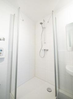Monteurwohnung für 5 Personen mit Balkon & Küche – Ahrensburg Nähe Hamburg - Ahrensburg - 4
