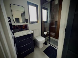 Hamish's Hideaway - 2