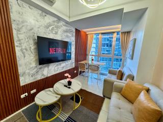 Grand Deluxe 3BR with Bathtub in Uptown BGC - Manila - 7