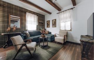 3 Bedroom Amazing Home In Derezani - 8