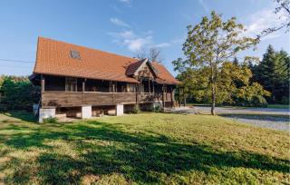 3 Bedroom Amazing Home In Derezani - 0