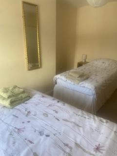 Town centre flat near harbour attractions and restaurants - 2