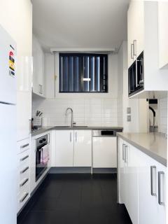 Simple & Affordable 2BR Apt in Waterloo - 6