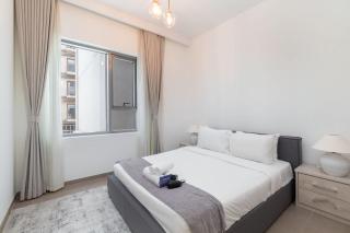 StayShort - Dubai Hills sleeps 2 with Swimming Pool - 6