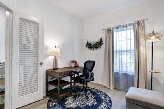 Hot Tub Getaway Game Room Office Yard Bbq Wifi - San Antonio - 5