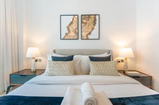 Unique & Stunning Marina Views LIV Residence 2BR - 9