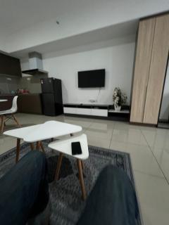 Alinea Family Suites Homestay for Family - 4