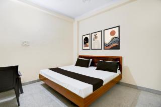 SPOT ON The Royal Inn - 0