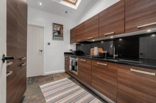 Stunning Bowdon Cottage by City SuperHost - 3