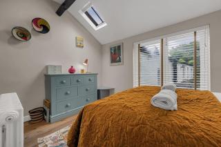 Stunning Bowdon Cottage by City SuperHost - Bowdon - 2