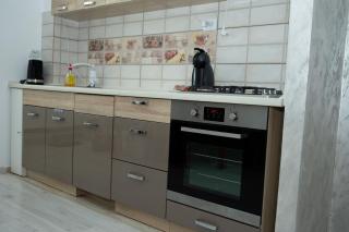 Cozy Home Apartment - 4