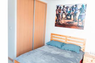 Palmarejo, Apartamento T2 no Prédio Rosa Trás de pão quente - Praia - 5