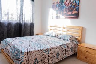 Palmarejo, Apartamento T2 no Prédio Rosa Trás de pão quente - Praia - 2
