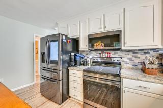 Less Than 1 Mi to River and Downtown Belmont Cozy Cottage - 2