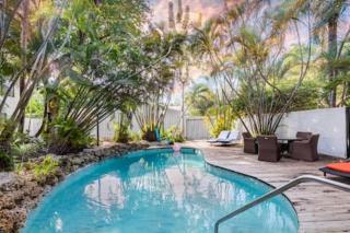 Pool Parking 2 Bedroom Retreat Sleeps 5 - Miami - 9