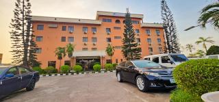 Villa Park Hotel and Suites - Lagos - 1