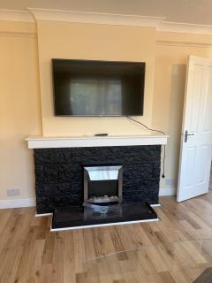 Cozy Kirkcaldy Hideaway - 3br House - 8