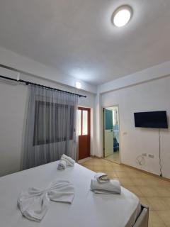 Villa Alvara - Vlorë - 7