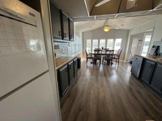 Badin Shores Resort - Excellent Lake View Home - Pools & Lots of Amenities - Great Porch Area - Family - New London - 7