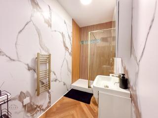 Modern 2 Bedroom Flat in Luton Town Centre - Luton - 5