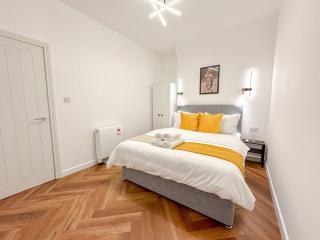 Modern 2 Bedroom Flat in Luton Town Centre - Luton - 3