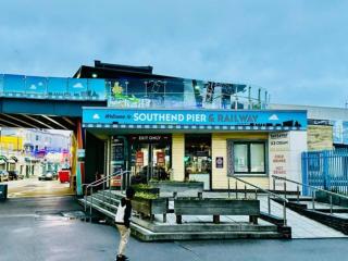 Shoebury Lodge near Sea front In Southend - Southend-on-Sea - 1