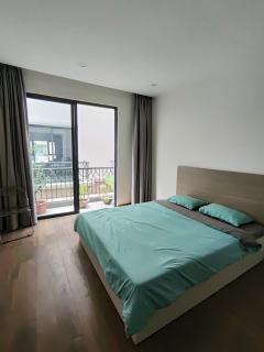 Bright Room in Quiet Area - Hòa Bình - 9