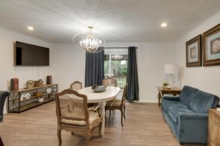 Updated North Greenwood Cottage Less Than 1 Mi to Dtwn! - Greenwood - 0