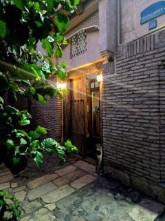 СHOR MINOR HOTEL 110 metres to Old Town with Summer Pool - Buxoro - 9