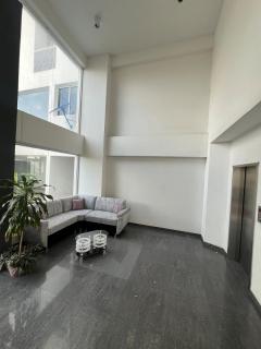 Espectacular apartamento con planta eléctrica y excelente vista - Barquisimeto - 5
