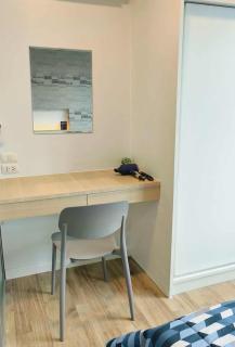 Place to stay near airport rail link - 3