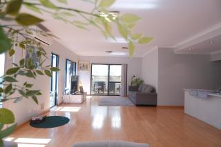 Perth Airport Stay 5BR House with 6 Beds &Parking - 0