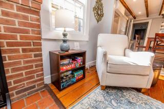 Timeless Charm, Modern Comfort - Annapolis - 1